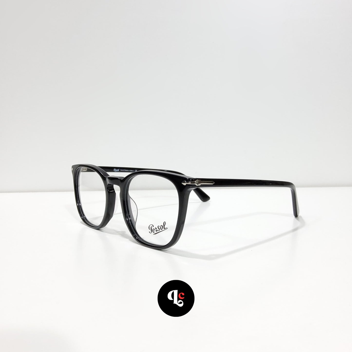 OPTIQUE: P.E.R.S.O.L PO3318V