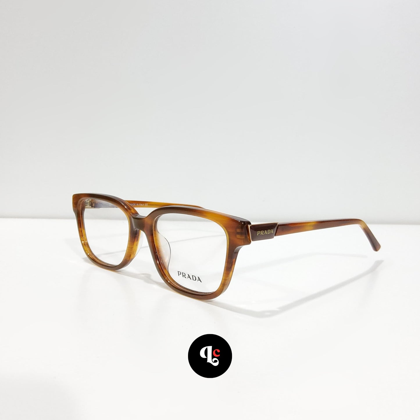 OPTIQUE: P.R.A.D.A PR06YV