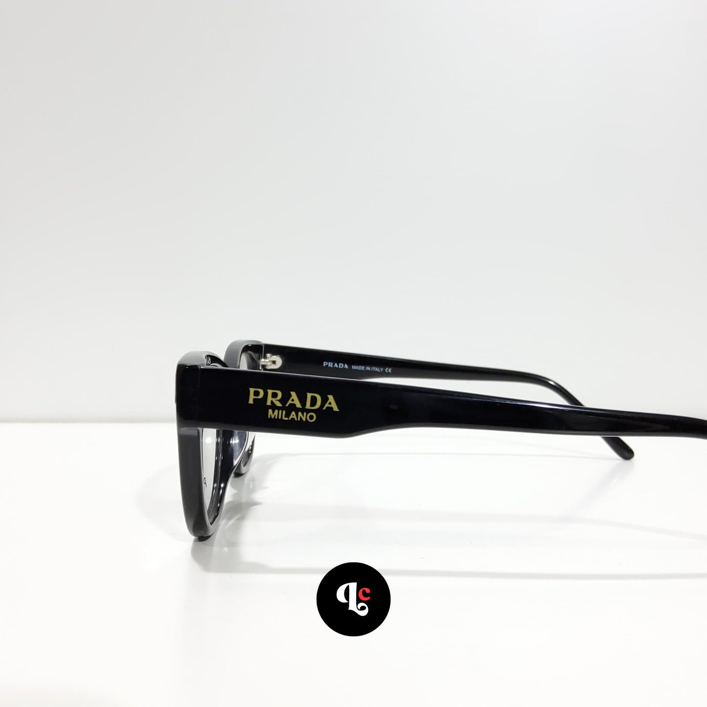 OPTIQUE: P.R.A.D.A PR13VO