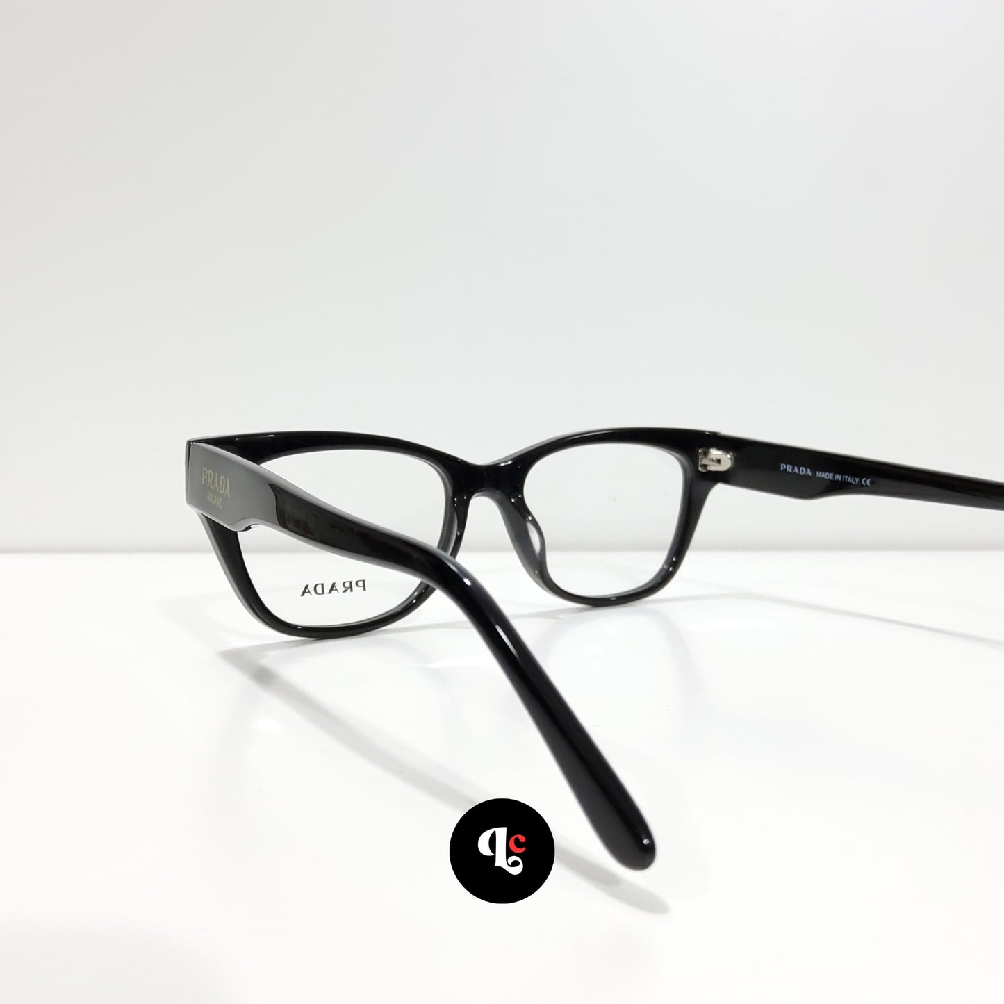 OPTIQUE: P.R.A.D.A PR13VO