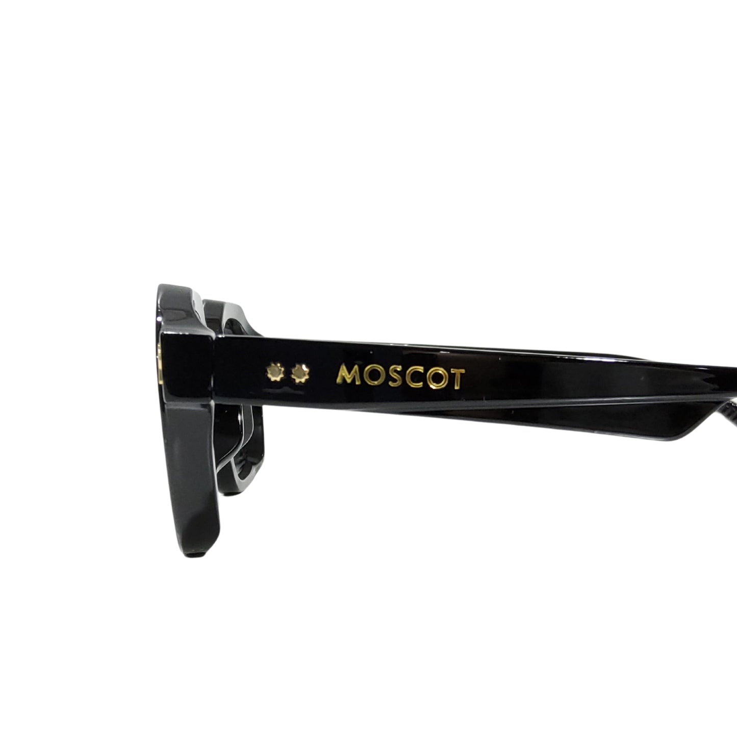 SOLAIRES: MOSCOT M1047