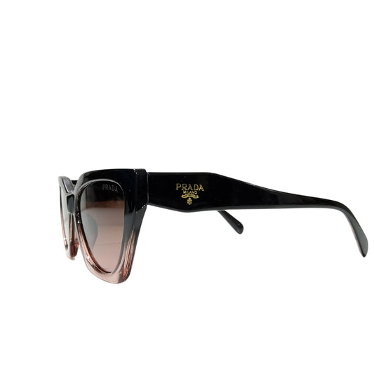 SOLAIRES: PRADA PR67S