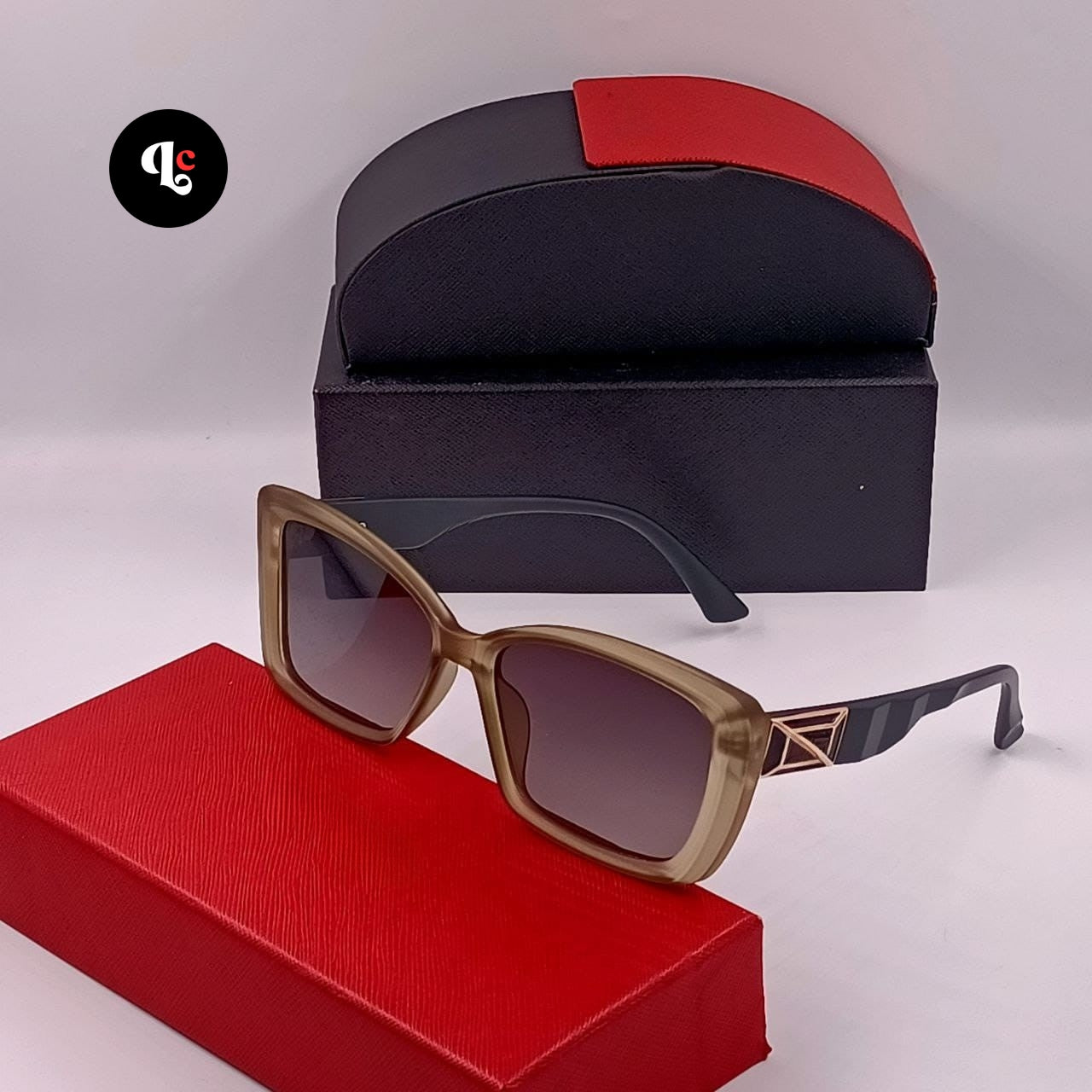 SOLAIRES: PRADA F1203